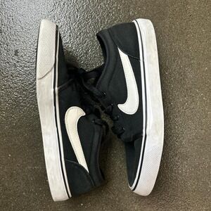 Nike 5 Youth Women's 6.5 Black White SB Trainers